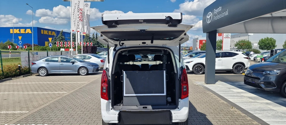 Toyota Proace City Verso cena 189000 przebieg: 5, rok produkcji 2023 z Przemyśl małe 211